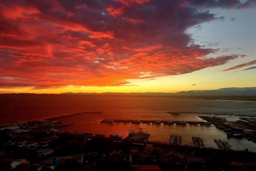 Sunsetmare Vacational Apartment Roses Zewnętrze zdjęcie
