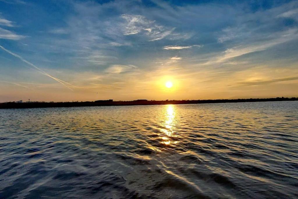 Sunsetmare Vacational Apartment Roses Zewnętrze zdjęcie