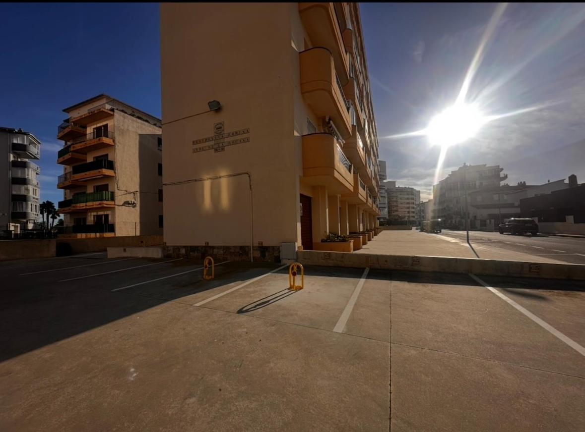 Sunsetmare Vacational Apartment Roses Zewnętrze zdjęcie